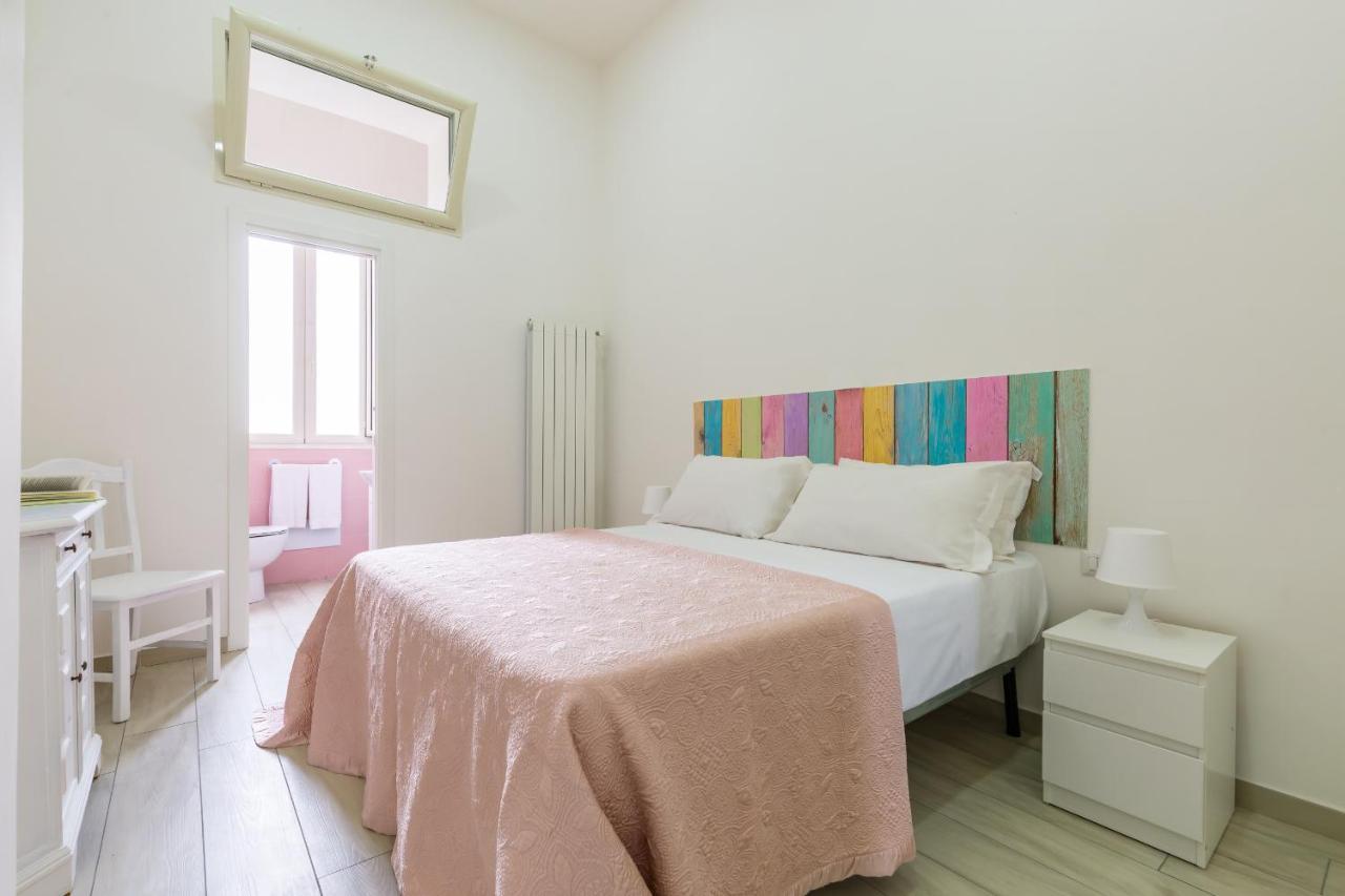 Chiara Modern Apartment By Wonderful Italy Napoli Bagian luar foto